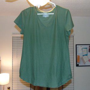 Women's Green Short Sleeve V-Neck